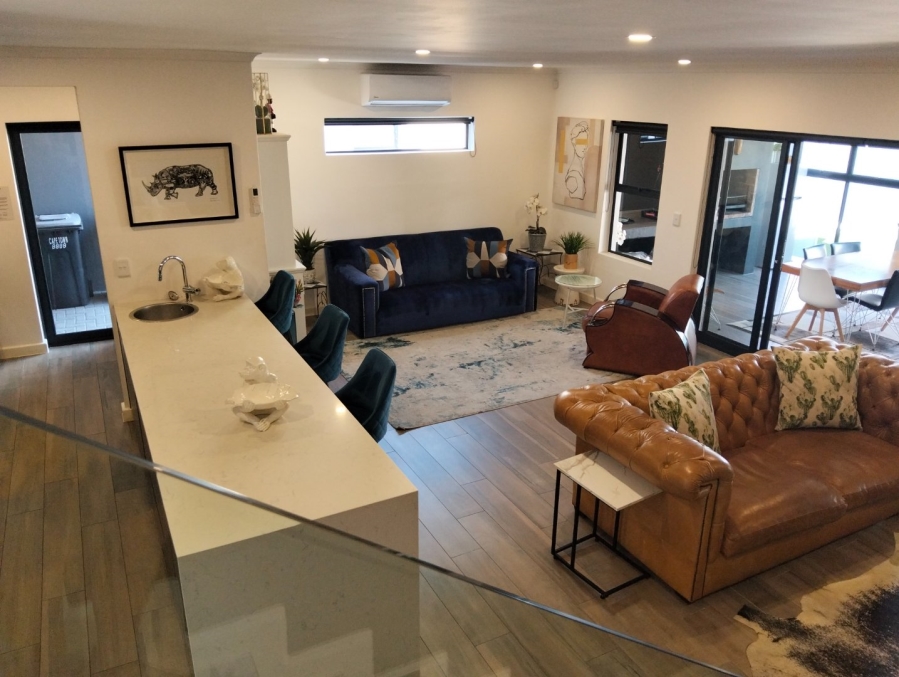 To Let 3 Bedroom Property for Rent in Sandown Western Cape